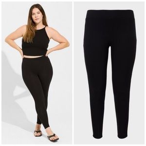 Full Length Signature Waist Premium Legging Torrid Size 2 NWT